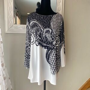 Chico's Black & White Paisley Long Sleeve Tunic